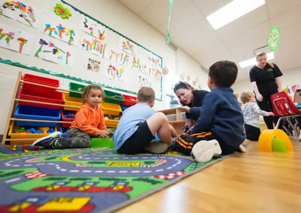 Ontario’s Child Care System Relying on Underqualified Workers as It Faces ‘Retention Crisis,’ New Report Says