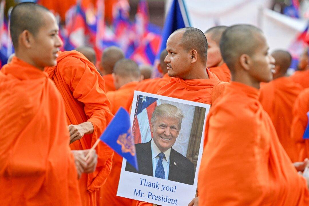 70,000 Cambodian Buddhist Monks Back Nomination of Trump for Nobel Peace Prize