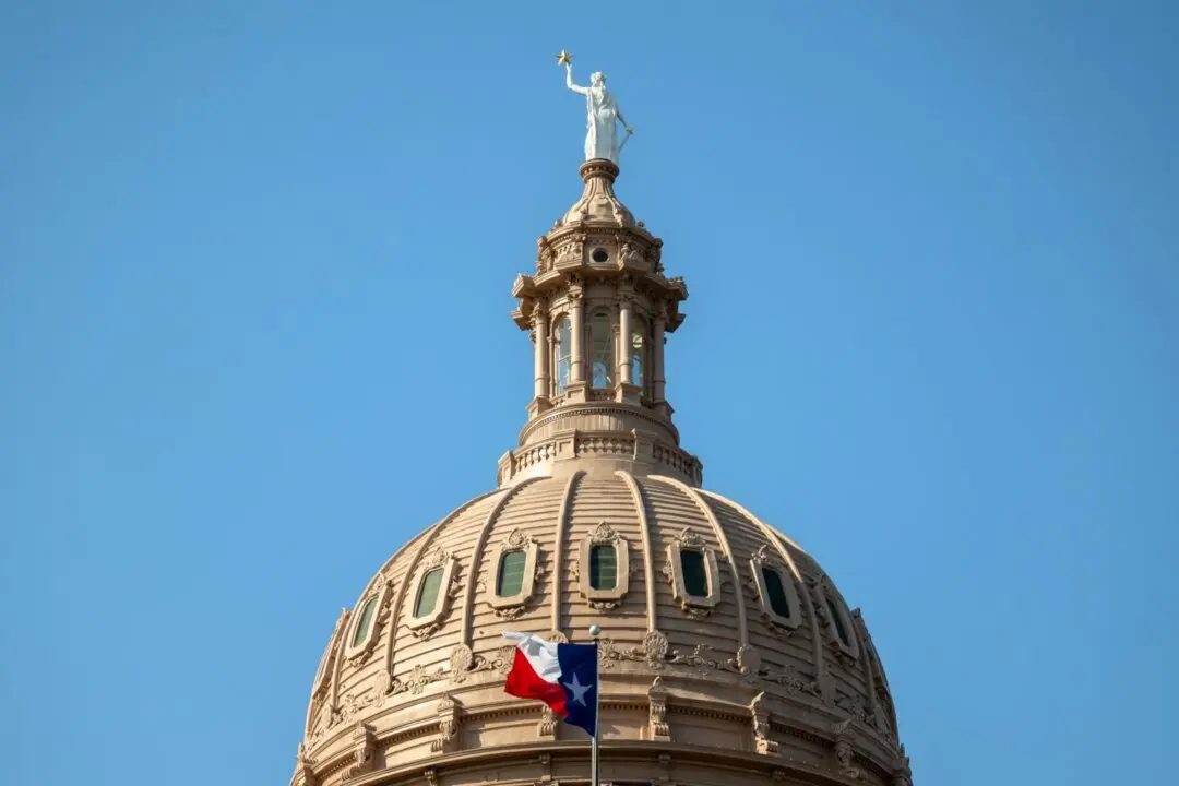 Federal Court Blocks Texas’s New House Map Favoring Republicans