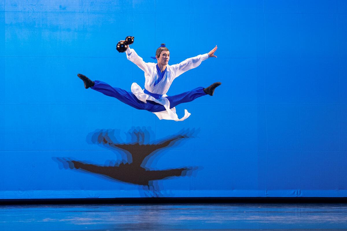 Sun Hongwei competes during the 2023 NTD International Classical Chinese Dance Competition in Purchase, N.Y., on Sept. 10, 2023. (Larry Dye/The Epoch Times)