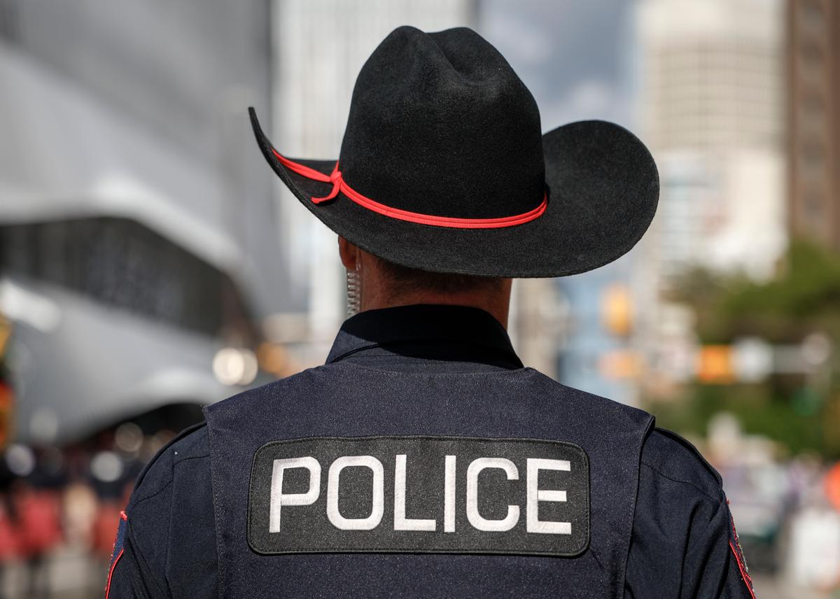 Calgary Police Roll Out Body Cameras With Live Translation Capability