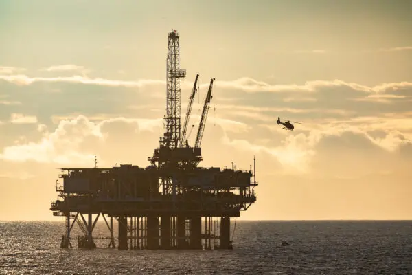 IEA Predicts World Oil and Gas Demand Will Grow Till 2050