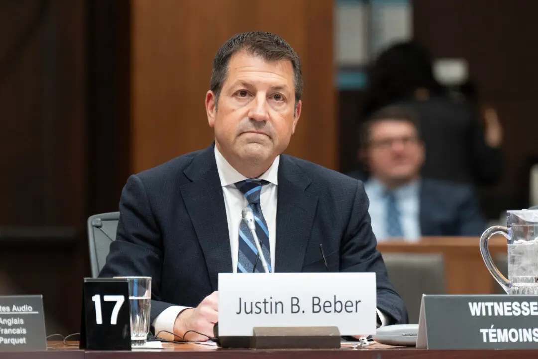 Brookfield Executive Questioned by MPs About Carney’s Ties to Company