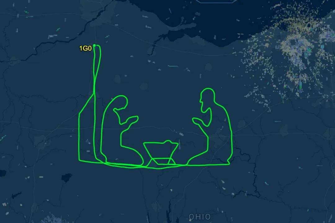 Ohio Man Spreads Christmas Cheer With Holiday-Themed Artwork Covering Hundreds of Miles