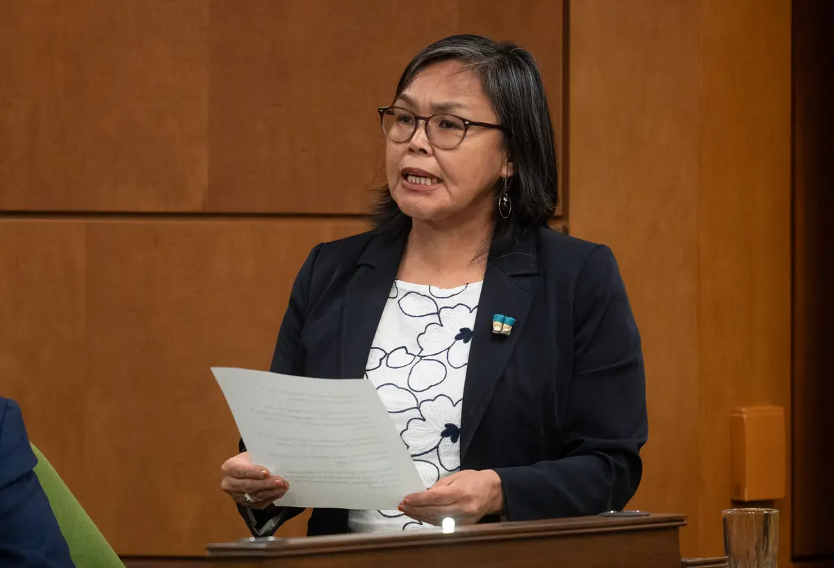 NDP MP Lori Idlout Crosses Floor to Join Liberals