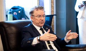 Online Lies Nearly Cost Lives—Senator Paul Demands Tech Liability