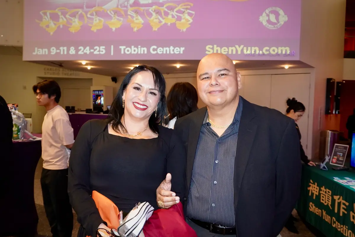 Shen Yun’s Dancers Impress Theatergoer in San Antonio: ‘They Fly’