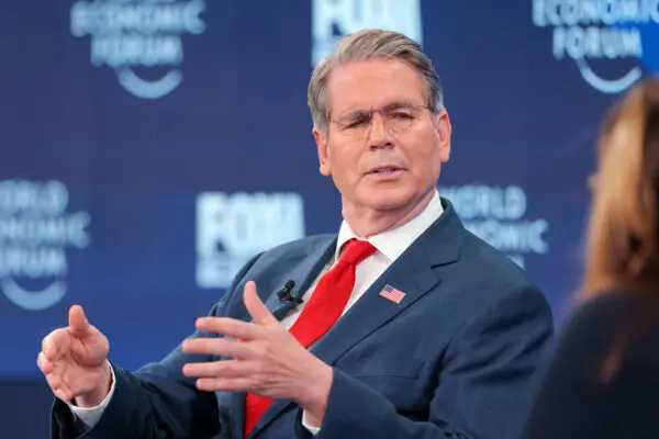 Trump Official Says Carney Shouldn’t ‘Pick Fight’ With US Going Into Free Trade Negotiations