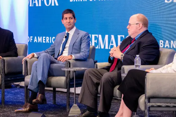 Trump Picks Kevin Warsh as New Federal Reserve Chair