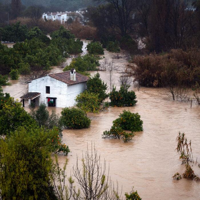 Day in Photos: Flooding in Spain, Critical Minerals Ministerial, and Sri Lanka’s Independence Day