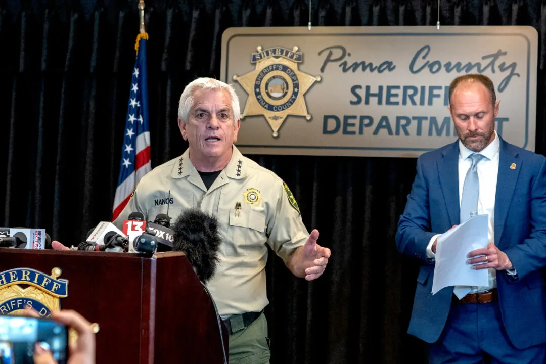 California Man Arrested for Sending Texts in Guthrie Disappearance Case