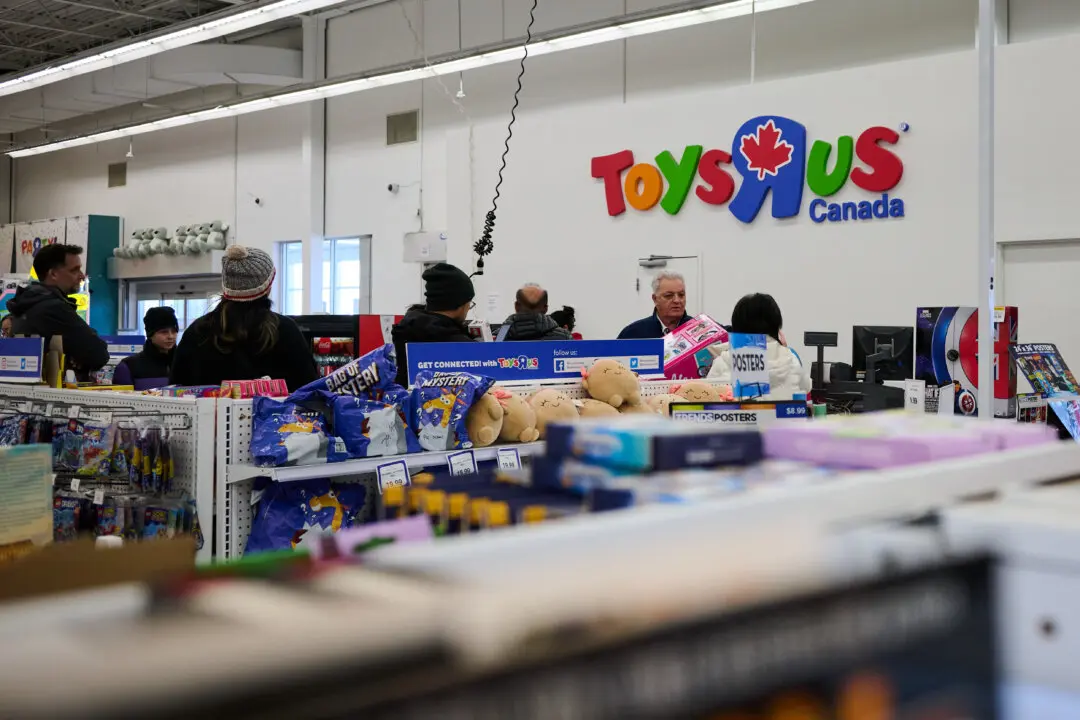 Toys ‘R’ US Canada to Stop Accepting Gift Cards After Monday
