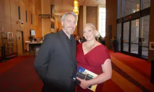 ‘It’s Phenomenal’: Classical Chinese Dancers of Shen Yun Amaze Theatergoers in Phoenix