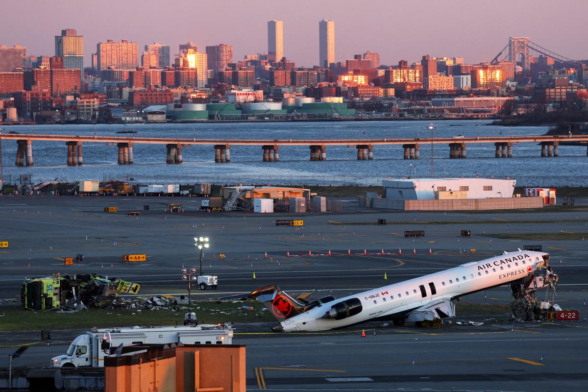 NTSB Says Runway Safety System Did Not Activate Before Fatal Air Canada Express Collision