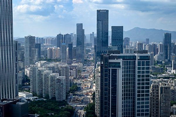 China’s Office Market Slumps as Vacancies Surge, Demand Fades