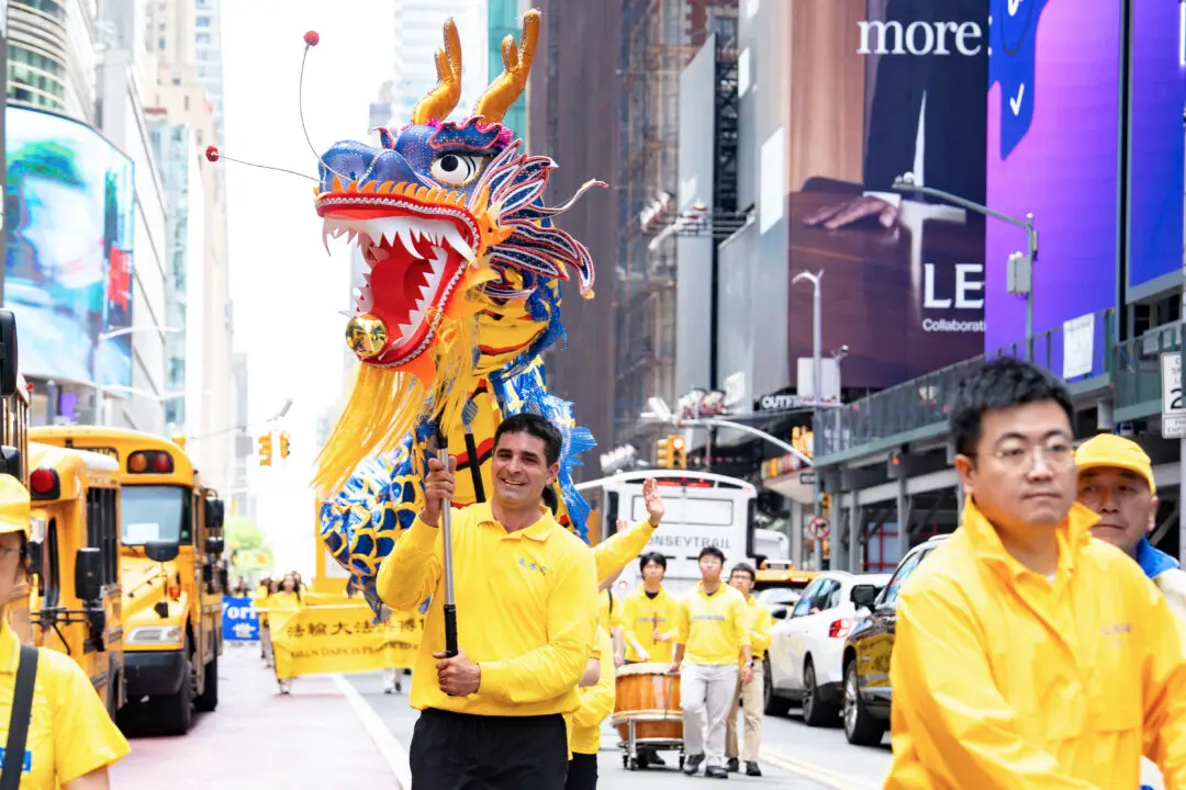 Practitioners and Supporters in 58 Countries Express Gratitude to Founder of Falun Gong on World Falun Dafa Day