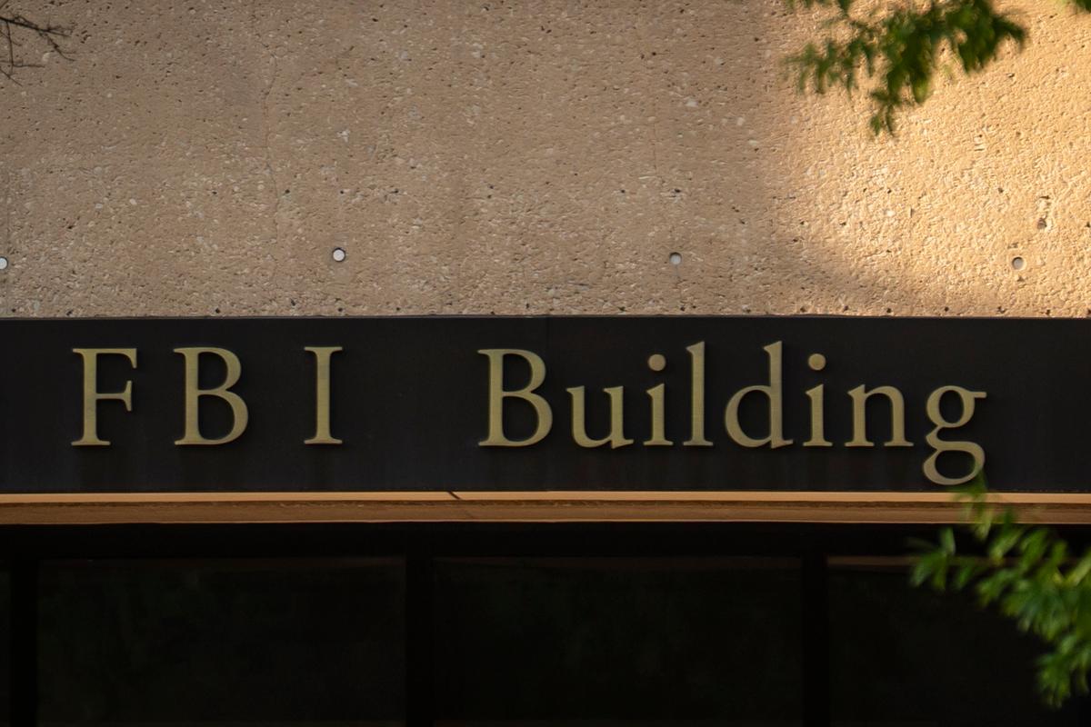 Texas Man Charged With Online Threats to Bomb White House, Kill Federal Agents
