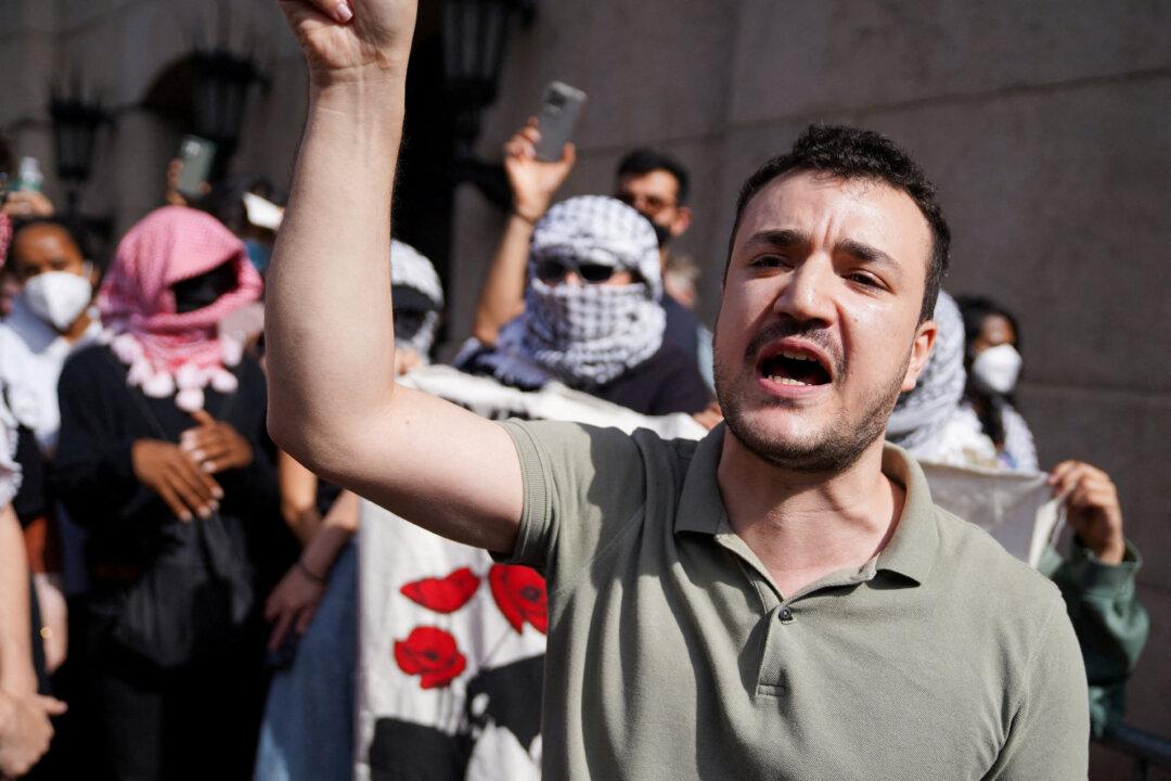Mahmoud Khalil’s Lawyers to Ask Supreme Court to Review His Immigration Case