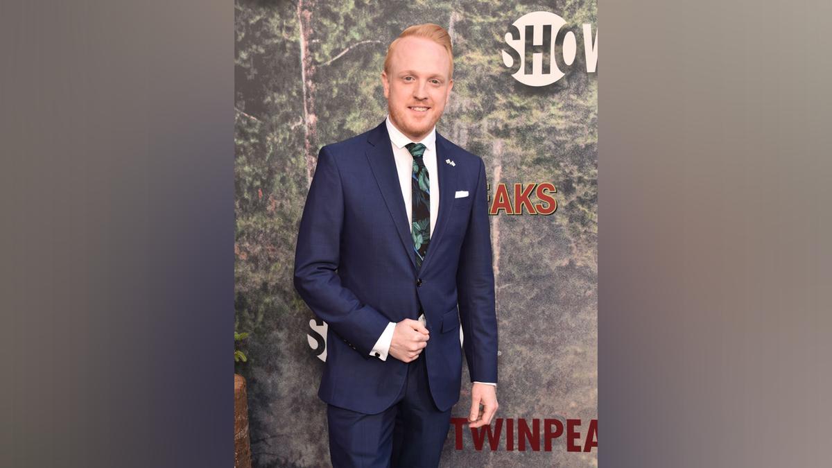 ‘Twin Peaks’ Actor Owain Rhys Davies Dies at 44; Family Seeks Answers Surrounding Circumstances