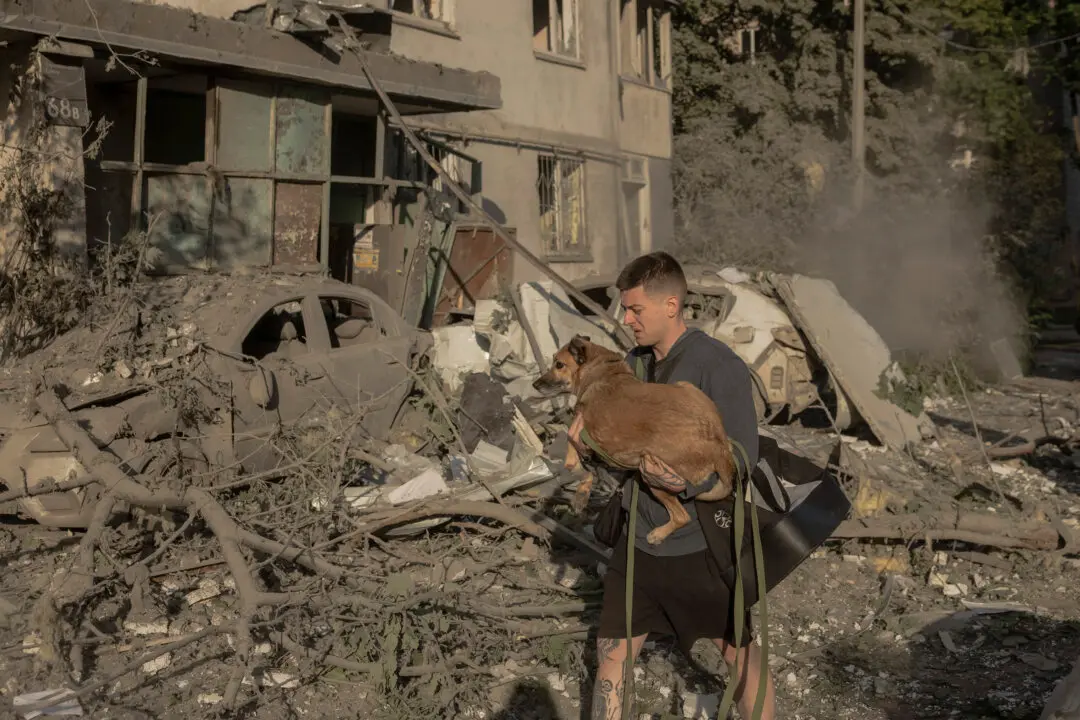 British, French, German Envoys Discuss Ukraine With Russian Diplomat Amid Ceasefire Push