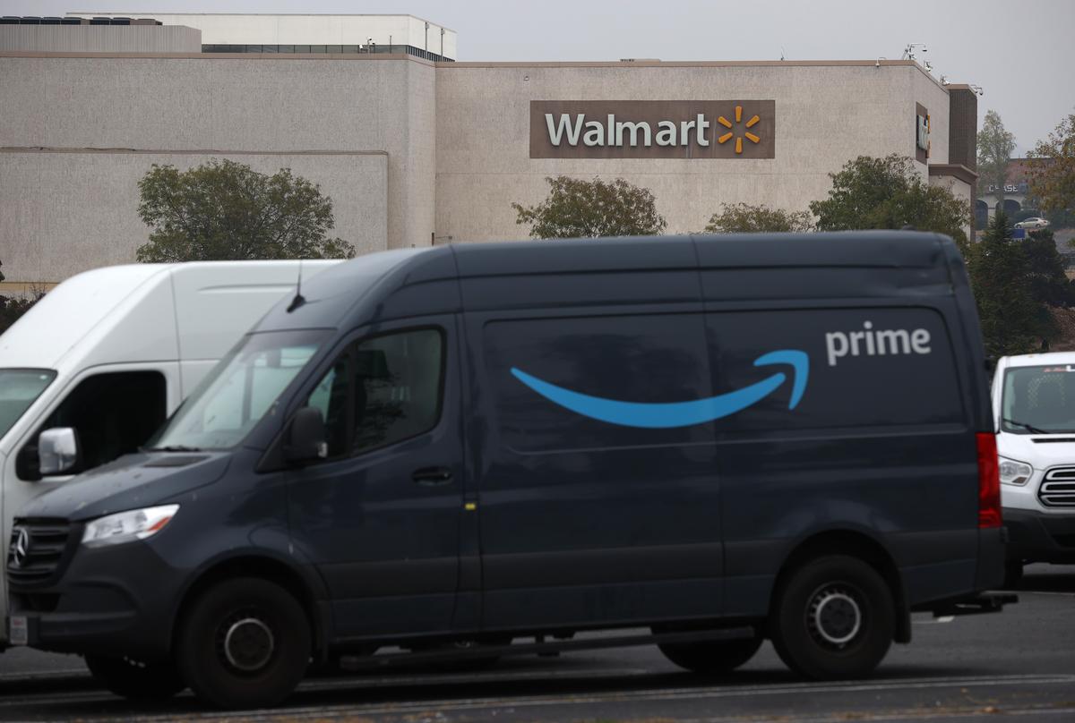 Amazon Unseats Walmart to Take Top Spot on Fortune 500 List