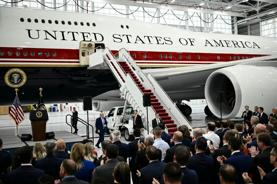 Trump Admin Subpoenas NYT Journalists After Air Force One Security Report