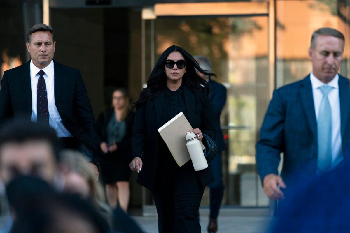 Vanessa Bryant (C), the widow of Kobe Bryant, leaves a federal courthouse in Los Angeles on Aug. 10, 2022. (Jae C. Hong/AP Photo)