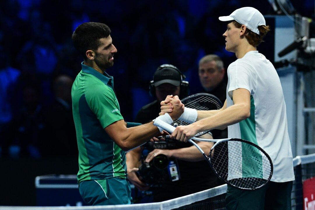 Jannik Sinner Outlasts Novak Djokovic in Nitto ATP Finals Thriller