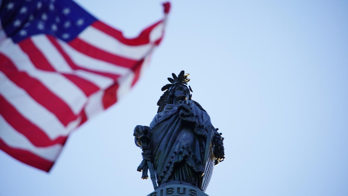 Flags Raised on US Capitol in Honor of World Falun Dafa Day