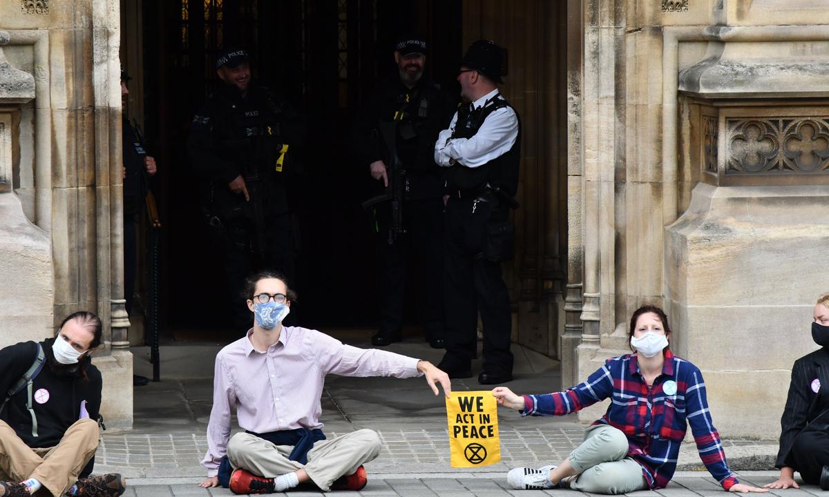 ‘Intrusive Surveillance’ Warranted for Extinction Rebellion, Says UK Counter Terrorism Expert