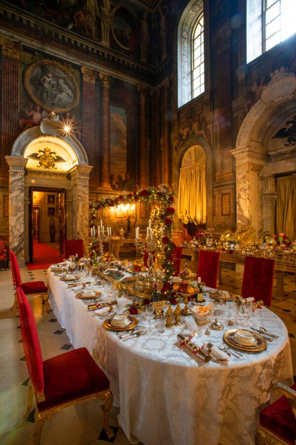 Christmas decorations add even more opulence to the murals that French decorative painter Louis Laguerre painted in Blenheim Palace’s Saloon. (Blenheim Palace)