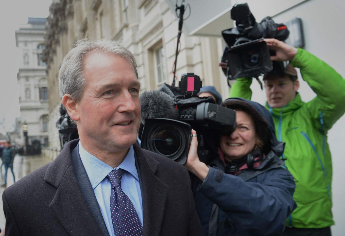 UK Ex-Cabinet Minister Faces 30-Day Parliament Ban for Breach of Lobbying Rules
