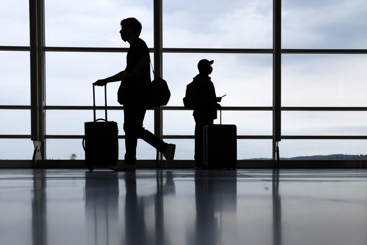 New Era of Post-Pandemic Travel Arrives as Most Countries Ditch COVID Curbs