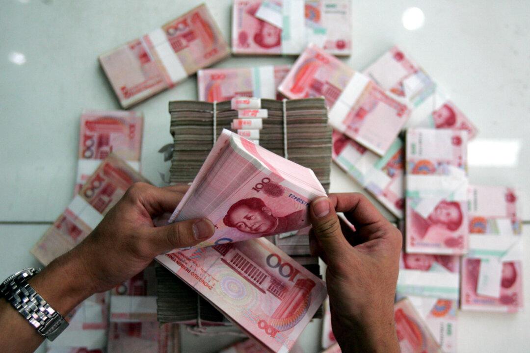 Chinese Yuan Global Now No. 4 but Far From No. 1