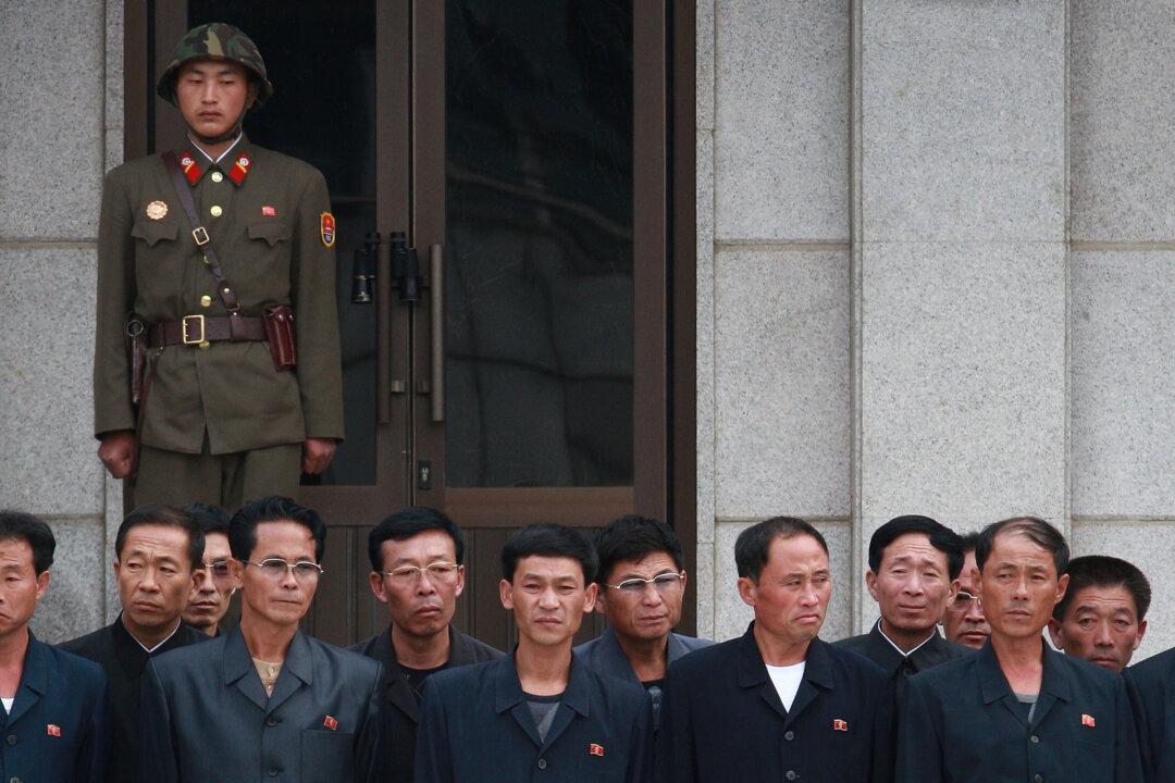 Kim Jong-il’s North Korea Successor: Difficult Path Ahead