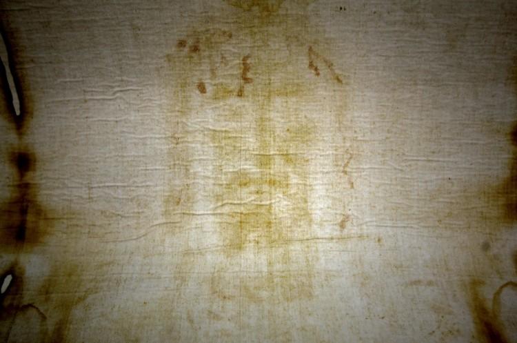 Shroud of Turin Will be Shown on TV