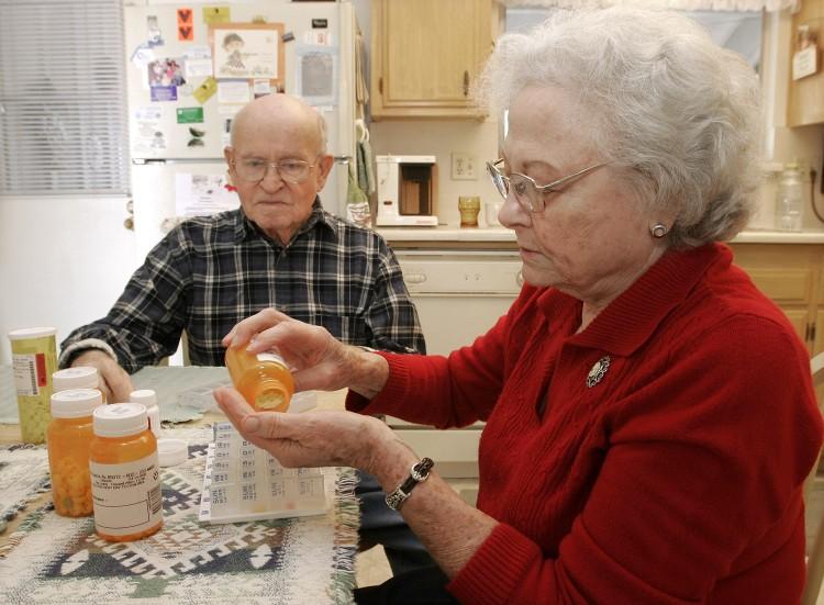 Thousands of Canadian Seniors Hospitalized with Adverse Drug Reactions: Report