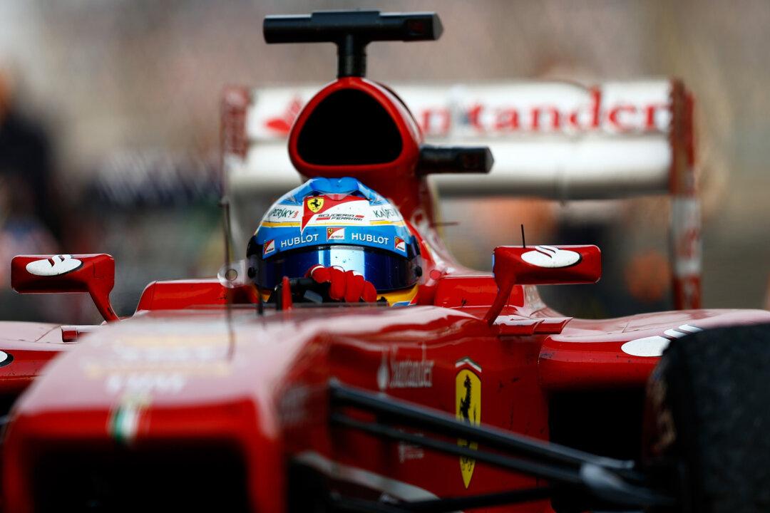 Alonso Takes Chequered Flag at the Chinese Grand Prix