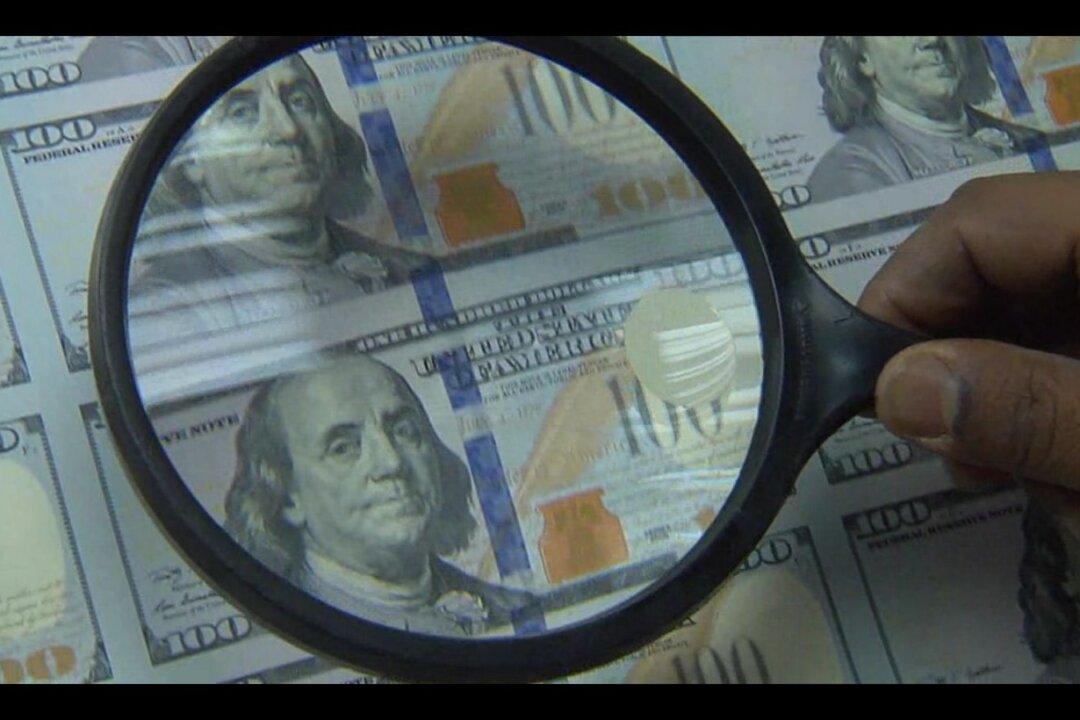 $100 Bill Redesigned: New $100 Bill Introduced in Fall (+Photo)