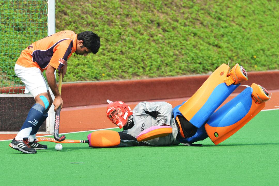 Holland Cup Semi-final Ties