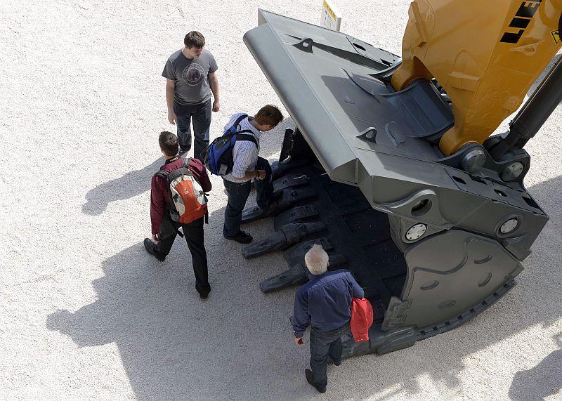 China Targets Greenland for Mining