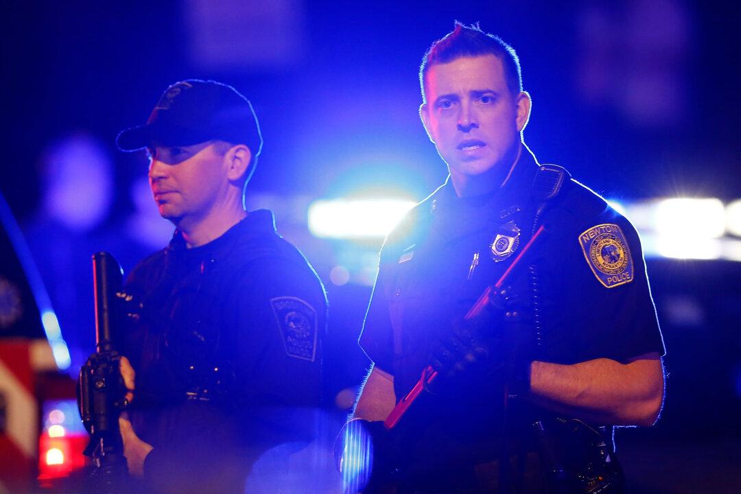 Boston Manhunt Ends: Boston Marathon Bombings Suspect in Custody (Updates)