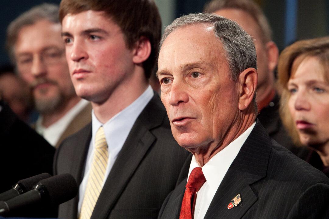 Gun Control Group Will Give Congress Members Letter Grades on Gun Policies