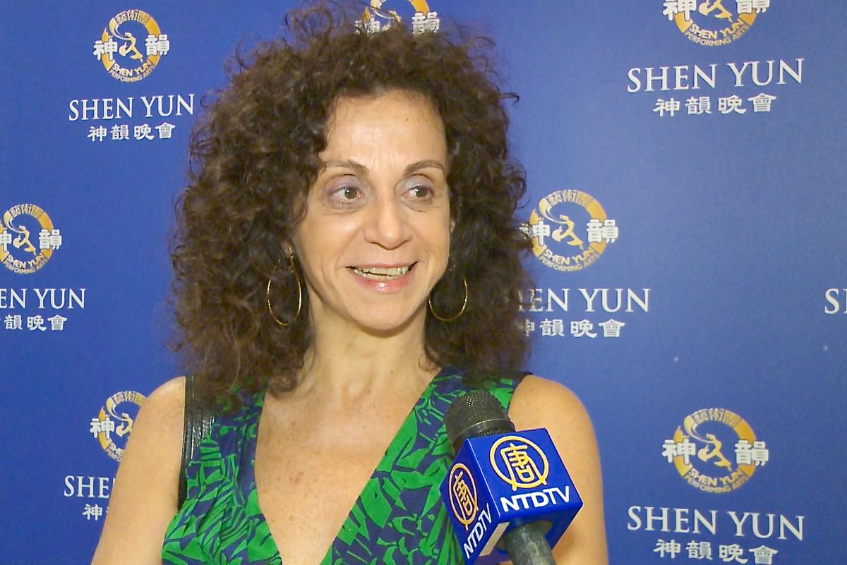 Film Maker Says Shen Yun is ‘Absolutely Perfect’