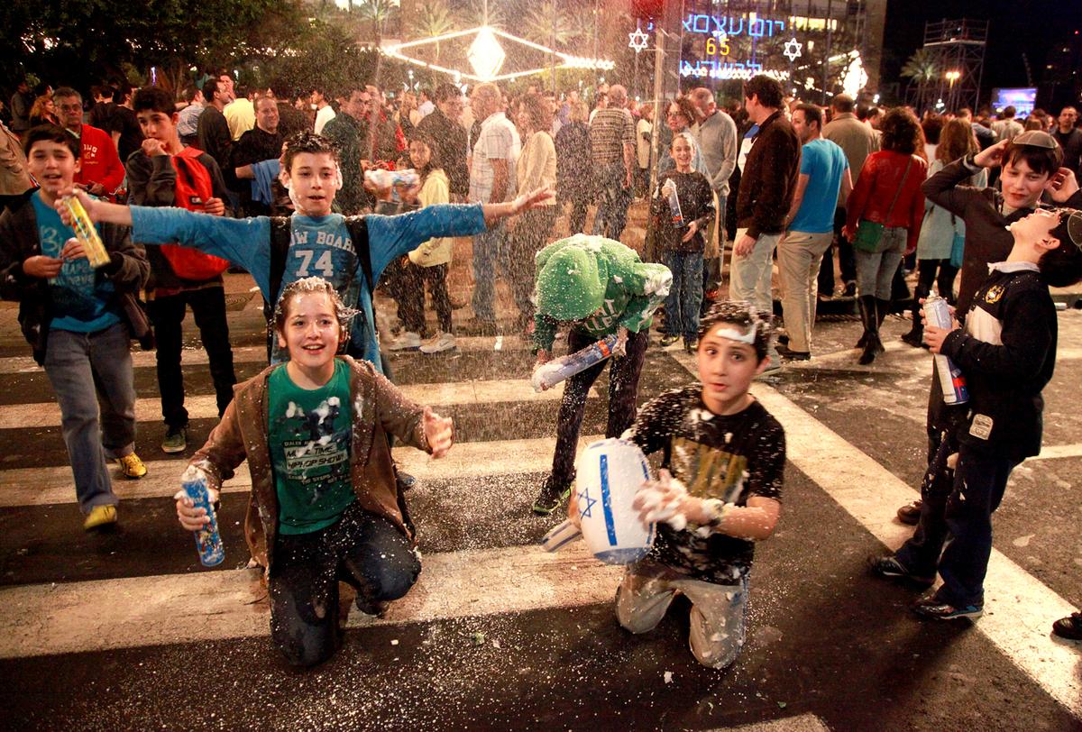 Israel Celebrates 65 Years of Independence (Photos)