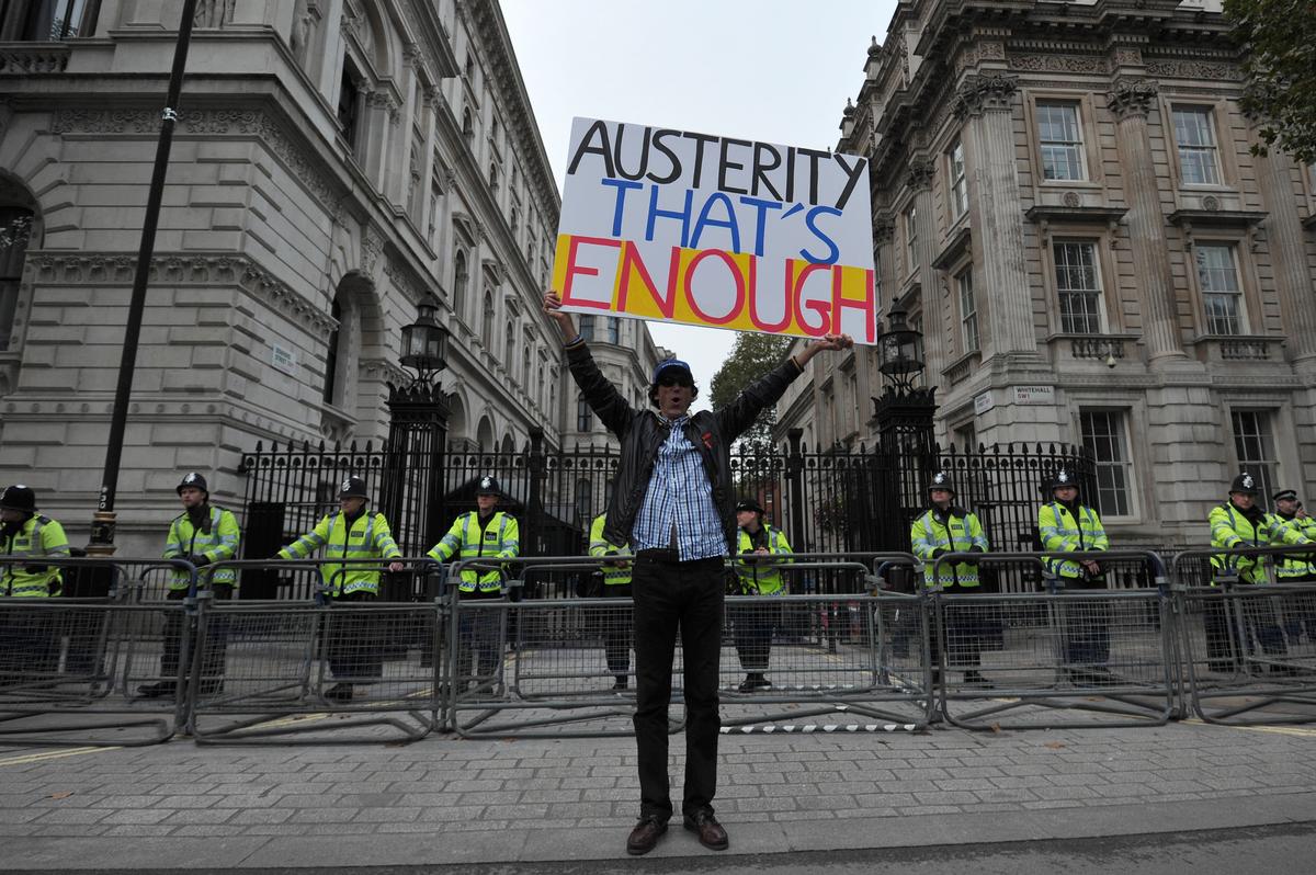 UK Avoids Recession: GDP Grows 0.3 Percent