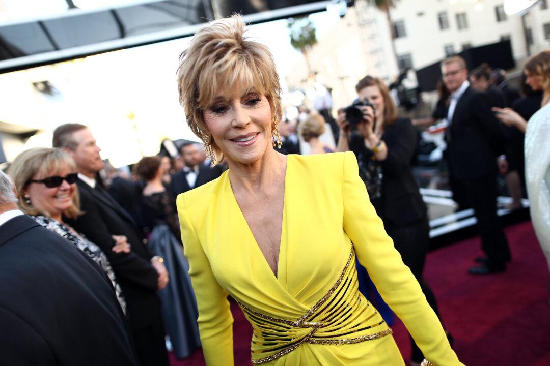 Jane Fonda Footprints to be Added to Hollywood Shrine