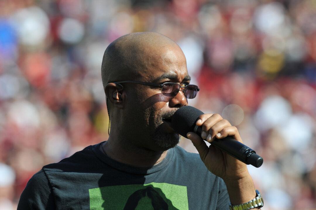 Darius Rucker Racist Tweet: Rucker Responds