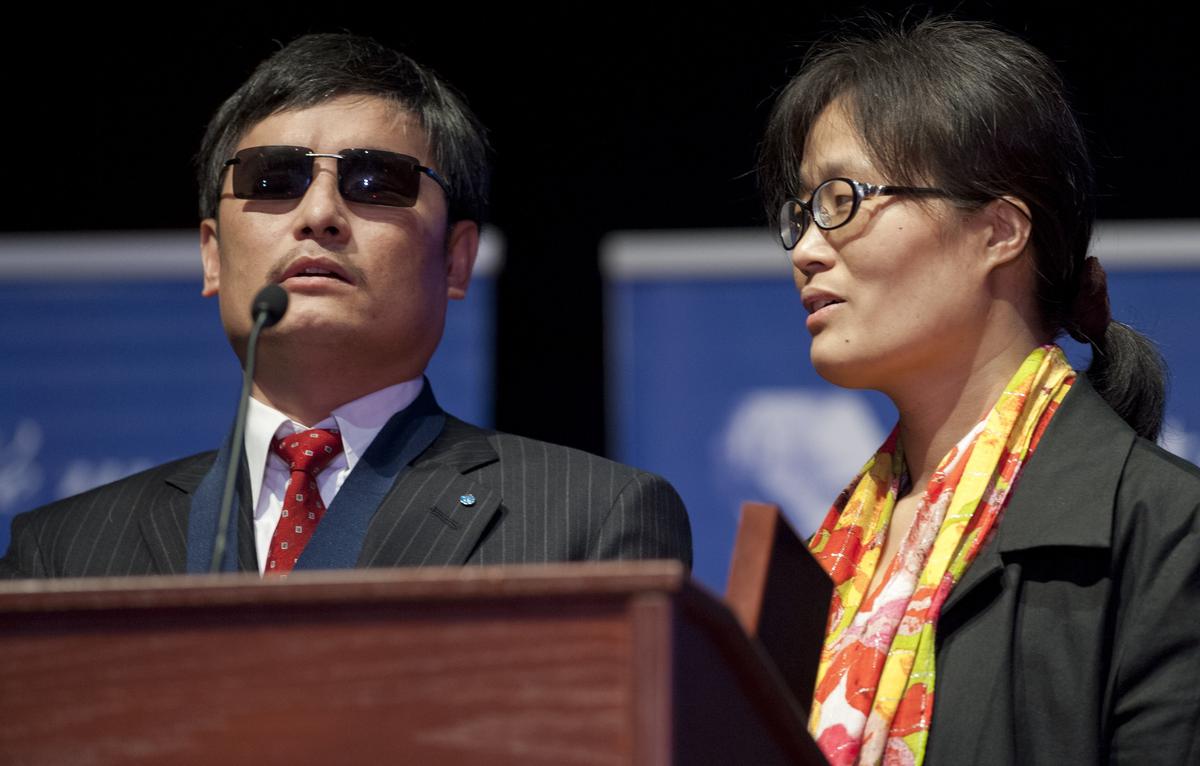 US Leaders Call for End to Persecution of Chen Guangcheng’s Family
