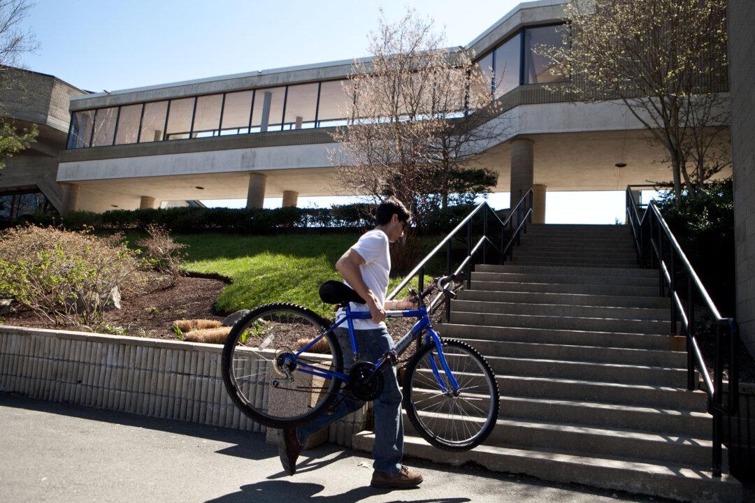 Lone Wolf Terrorists—No Easy Catch